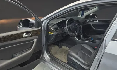 Hyundai Sonata 2016, 68170 км, за 6892.48 USD - фото 10