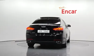 Hyundai Genesis 2015, 152592 км, за 7800.11 USD
