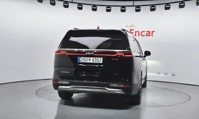Kia Canival 2023, 92222 км, за 17669.46 USD