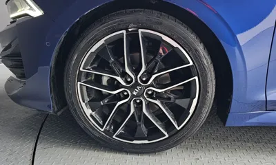 Kia K5 2020, 65738 км, за 12715.22 USD