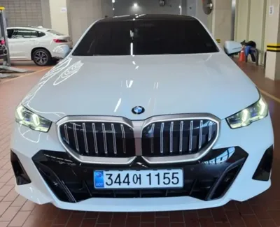 BMW 5-Series 2025, 14463 км, за 46232.97 USD