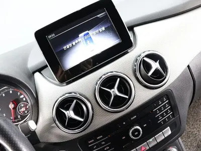 Mercedes-Benz B-Class 2018, 63086 км, за 10437.18 USD - фото 8