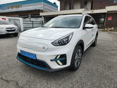 Kia Niro 2022, 118 км, за 16279.21 USD