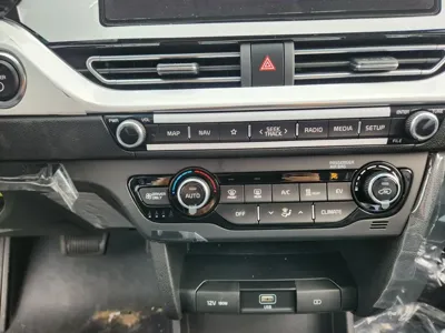 Kia Niro 2022, 118 км, за 16279.21 USD - фото 8