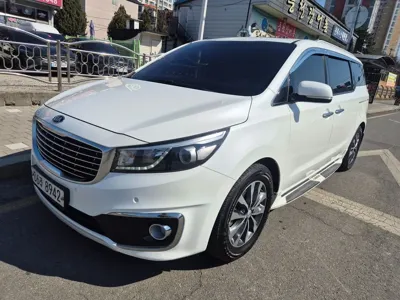 Kia Canival · 2018 год