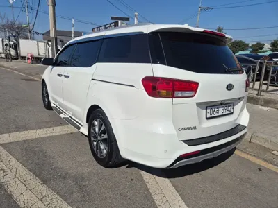Kia Canival 2018, 218900 км, за 6381.45 USD