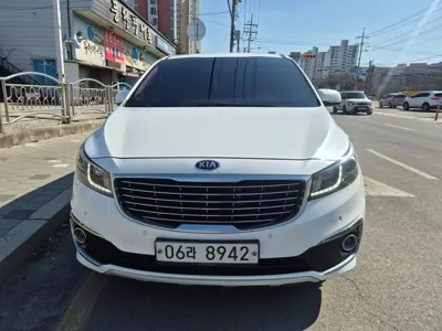 Kia Canival 2018, 218900 км, за 6381.45 USD