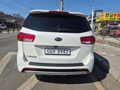 Kia Canival 2018, 218900 км, за 6381.45 USD