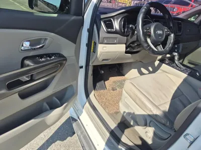 Kia Canival 2018, 218900 км, за 6381.45 USD - фото 10