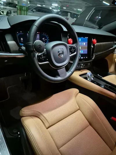 Volvo S90 2023, 21700 км, за 35026.36 USD - фото 8