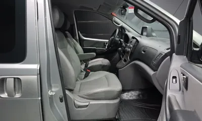 Hyundai Starex 2015, 69484 км, за 7361.57 USD - фото 11