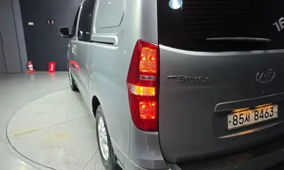 Hyundai Starex 2015, 69484 км, за 7361.57 USD - фото 23