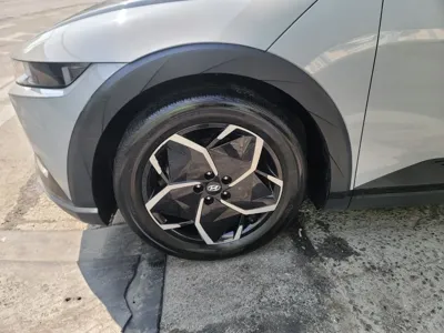 Hyundai Ioniq5 2023, 205722 км, за 12360.15 USD - фото 9