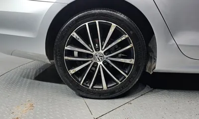 Volkswagen Jetta 2015, 136550 км, за 3144.28 USD