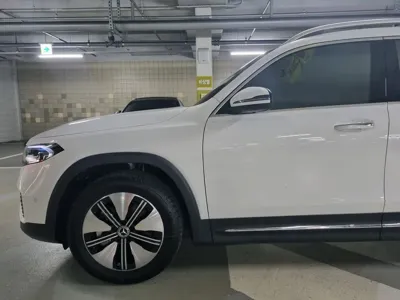 Mercedes-Benz EQB 2024, 18101 км, за 29641.71 USD