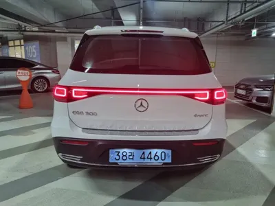 Mercedes-Benz EQB 2024, 18101 км, за 29641.71 USD