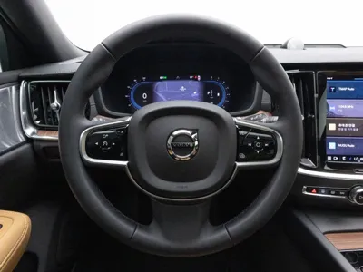 Volvo V60 2025, 2792 км, за 33149.53 USD - фото 14