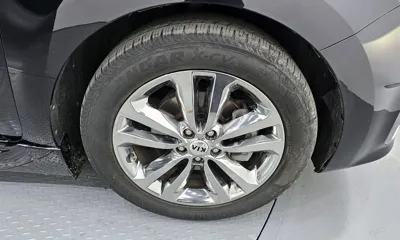 Kia Canival 2017, 119693 км, за 11444.36 USD