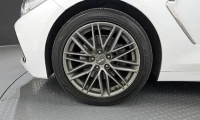 Genesis G70 2018, 79621 км, за 13749.35 USD