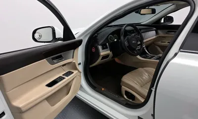 Jaguar XF 2017, 108543 км, за 5496.68 USD - фото 10