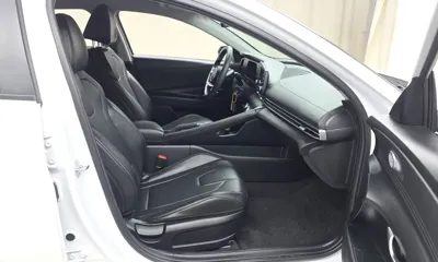 Hyundai Avante 2024, 7638 км, за 11395.45 USD - фото 11