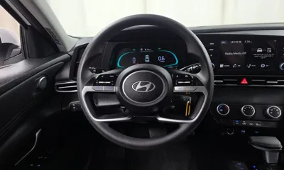 Hyundai Avante 2024, 7638 км, за 11395.45 USD - фото 13