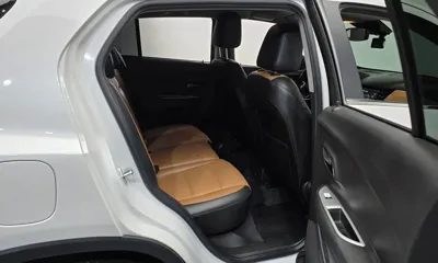 ChevroletGMDaewoo Trax 2017, 54740 км, за 5942.63 USD - фото 12