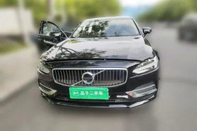 Volvo S90 New Energy 2019, 37800 км, за 19553 USD