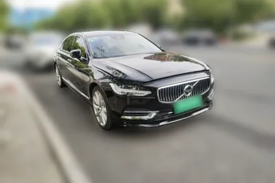 Volvo S90 New Energy 2019, 37800 км, за 19553 USD