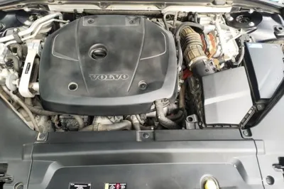 Volvo S90 New Energy 2019, 37800 км, за 19553 USD - фото 21