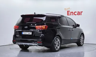 Kia Canival 2019, 39535 км, за 10749.19 USD