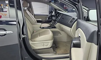 Kia Canival 2019, 39535 км, за 10749.19 USD - фото 11