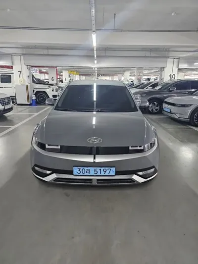 Hyundai Ioniq5 · 2022 год