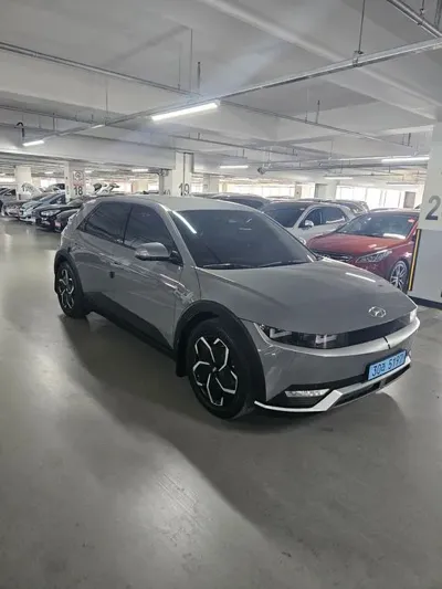 Hyundai Ioniq5 2022, 184700 км, за 12676.33 USD