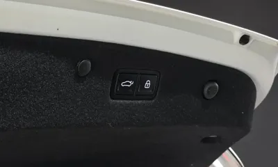 Kia K8 2024, 114092 км, за 18051.73 USD - фото 20