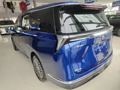 Buick GL8 Hybrid 2026, 1000 км, за 43672.33 USD