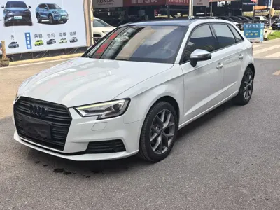 Audi A3 · 2017 год