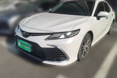 Toyota Camry · 2021 год