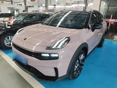 Lynk & Co 06 · 2024 год