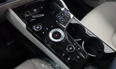 Kia Sportage 2022, 56863 км, за 14267.11 USD - фото 9