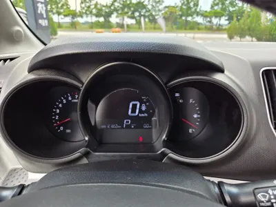 Kia Ray 2016, 121000 км, за 4225.44 USD - фото 10