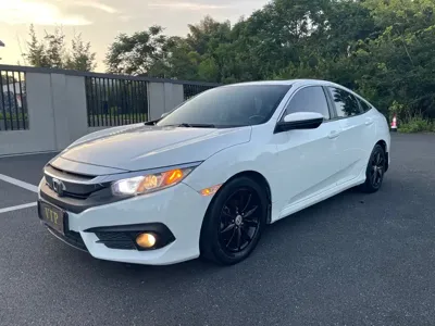Honda Civic · 2017 год