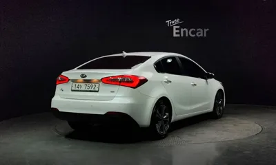 Kia K3 2013, 85003 км, за 4558.97 USD