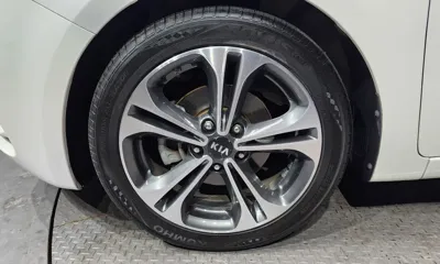 Kia K3 2013, 85003 км, за 4558.97 USD