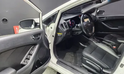 Kia K3 2013, 85003 км, за 4558.97 USD - фото 11