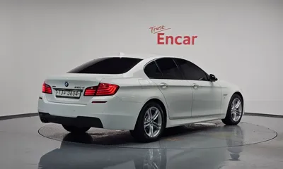 BMW 5-Series 2016, 98887 км, за 9904.19 USD