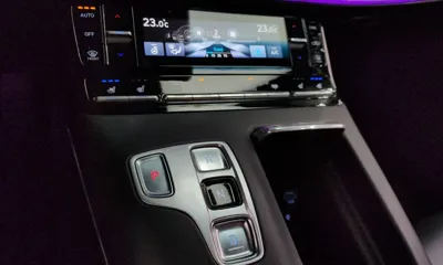 Hyundai Grandeur 2020, 49230 км, за 18326.32 USD - фото 9