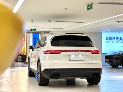 Porsche Cayenne 2019, 130000 км, за 48328.35 USD