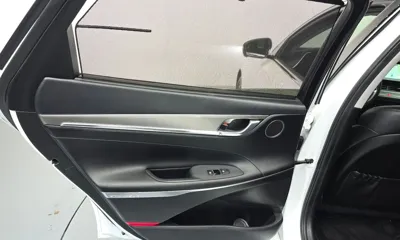 Hyundai Grandeur 2022, 54036 км, за 17060.52 USD - фото 25