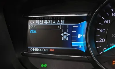 Ford Explorer 2018, 44544 км, за 12546.31 USD - фото 28